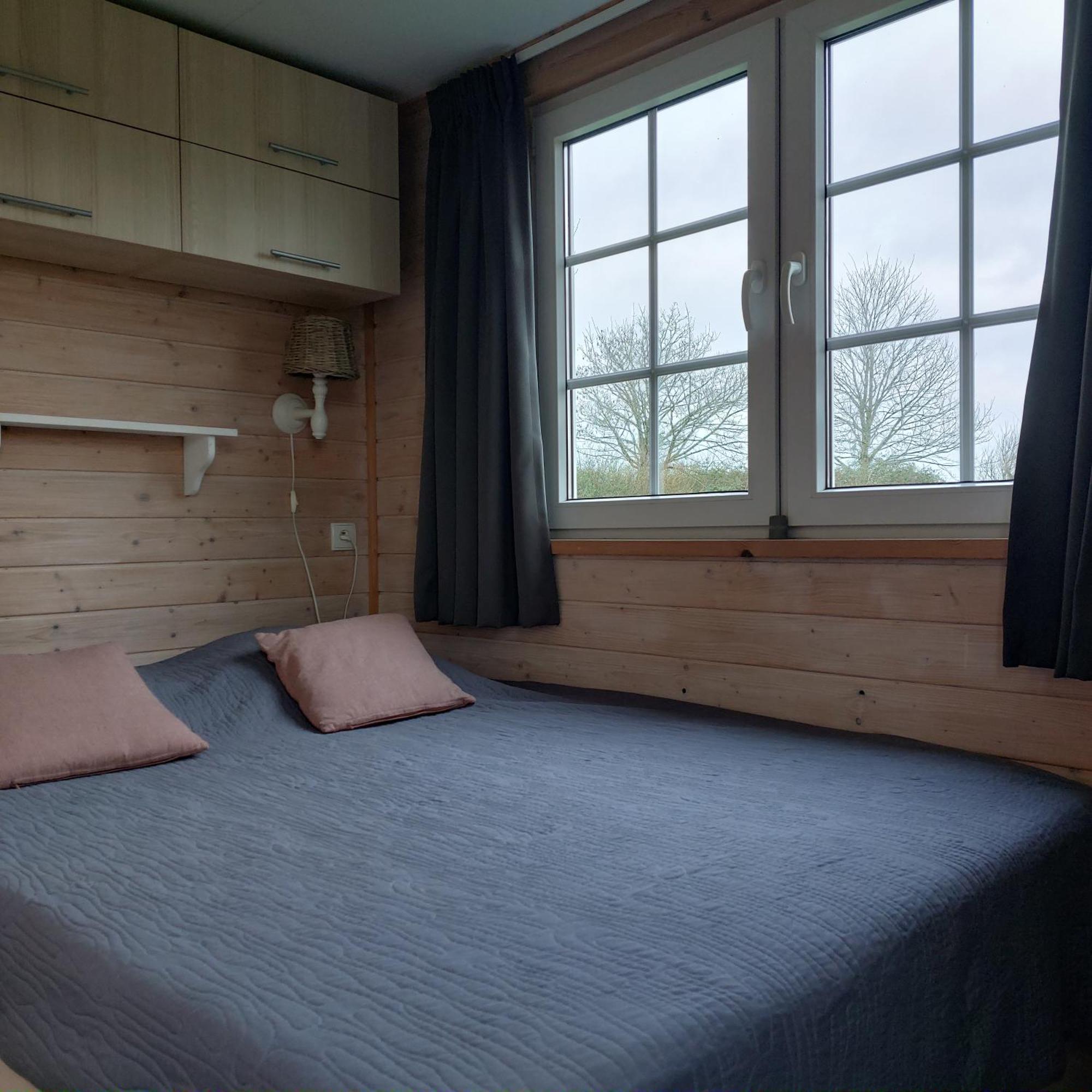 Zeeuwse Chalet Voor 2 Personen Serooskerke  Exteriör bild